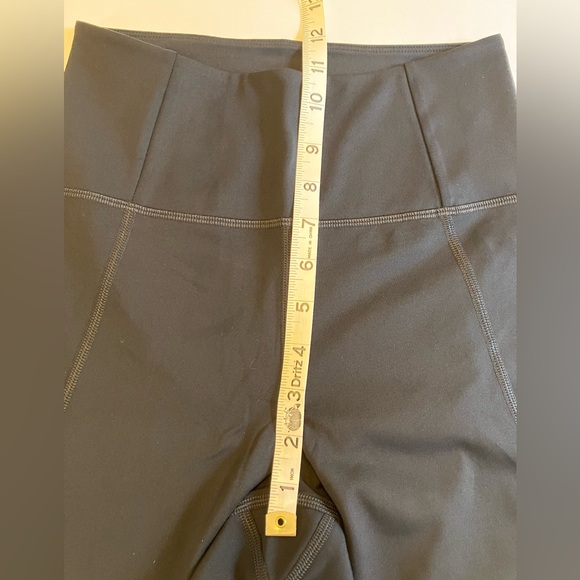 Girlfriend Collective Compressive High-Rise 7/8 Leggings S NWT - Picture 6 of 8